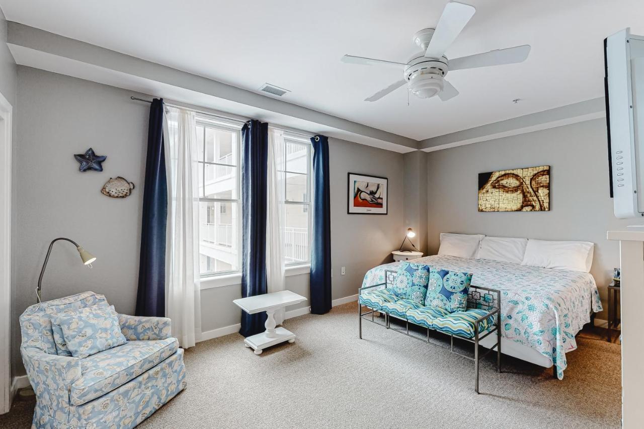 Апартаменты The Sanctuary - No Worries 304B Вирджиния-Бич Экстерьер фото